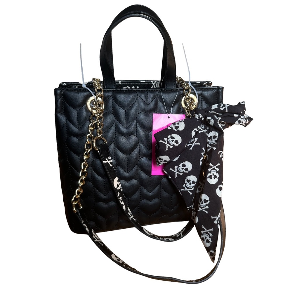 Betsey Johnson XOSUNNY